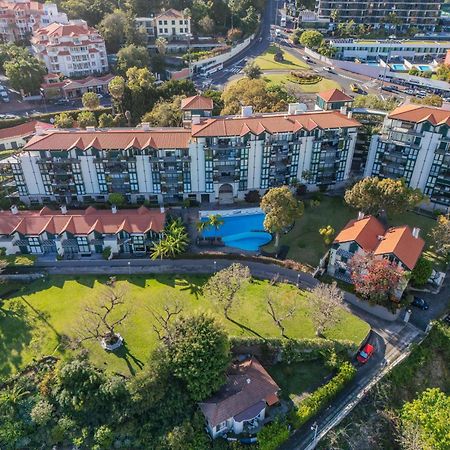 Appartamento Luxury Oceanfront At Reid'S Gardens Funchal  Esterno foto